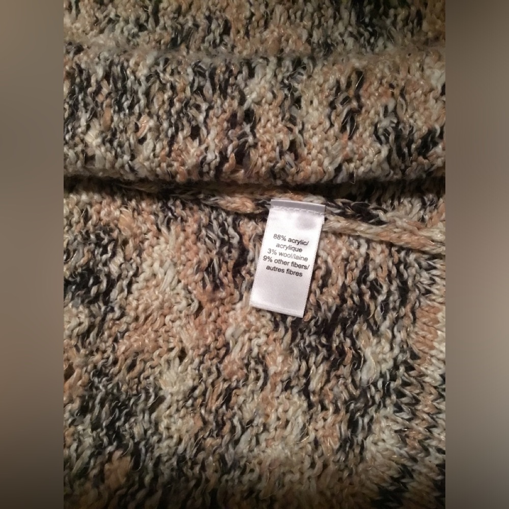 Maurice’s Cardigan - Picture 3 of 4